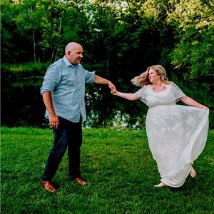 2Xl dress worn once. Wear off shoulder or pulled up. drapes beautifully.